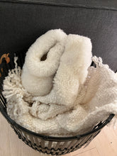 Load image into Gallery viewer, Sheep Plush Slippers