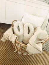 Load image into Gallery viewer, Sheep Plush Slippers