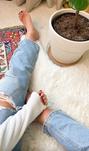 Load image into Gallery viewer, Ultra soft Patagonian Genuine Sheep Rug